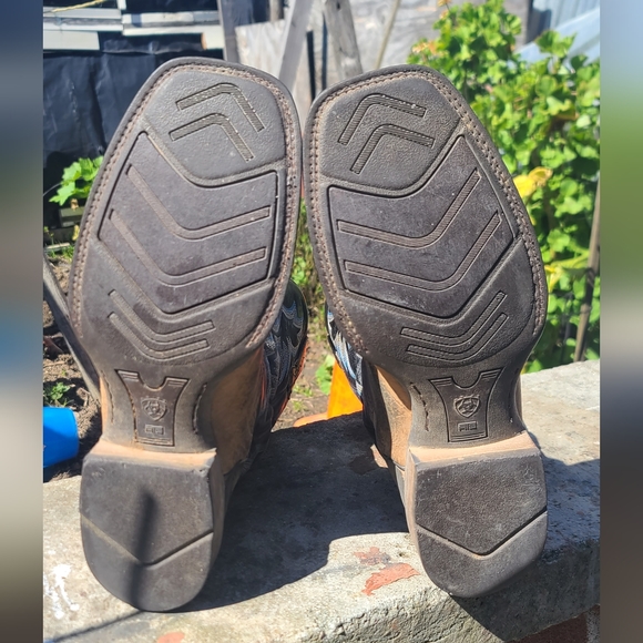 Ariat Men's Tombstone Western Boots Earth/Black #10011785 - Picture 5 of 9